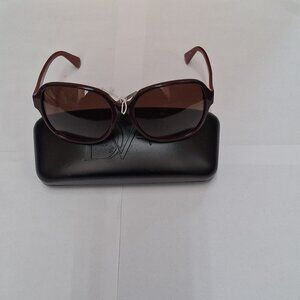 DVF Fae 573S 540 Women's Sunglasses Brand New Designer Eyewear